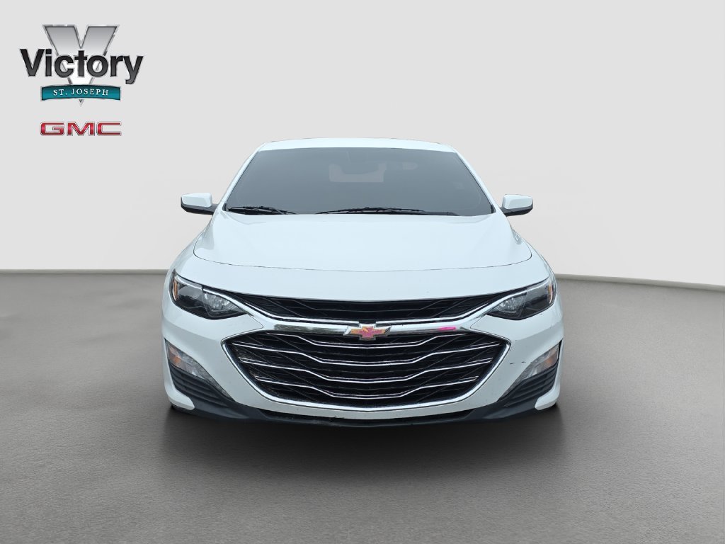 Used 2020 SUMMIT WHITE Chevrolet LT image 2