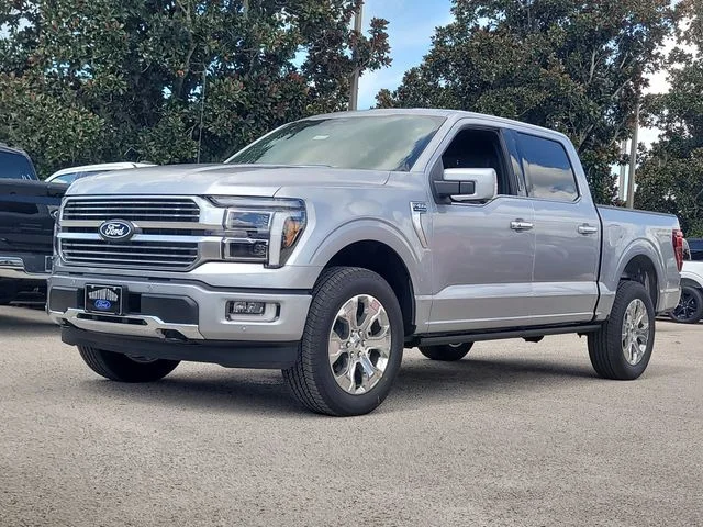 New 2026 Silver Metallic Ford Platinum image 32