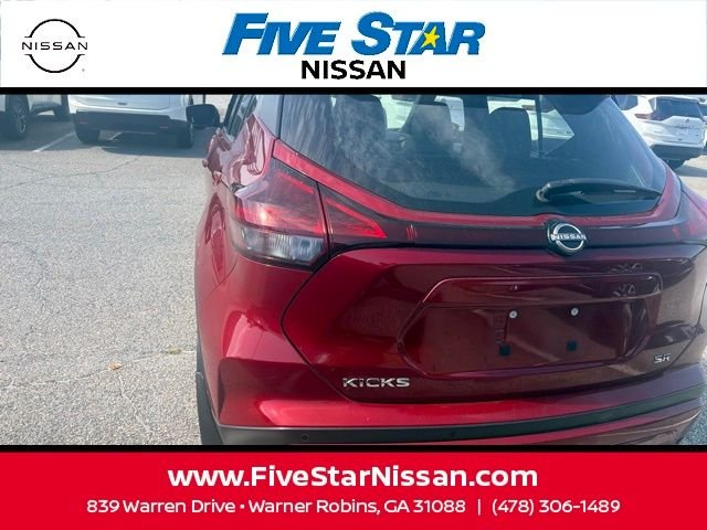 Used 2023 Red Nissan SR image 12