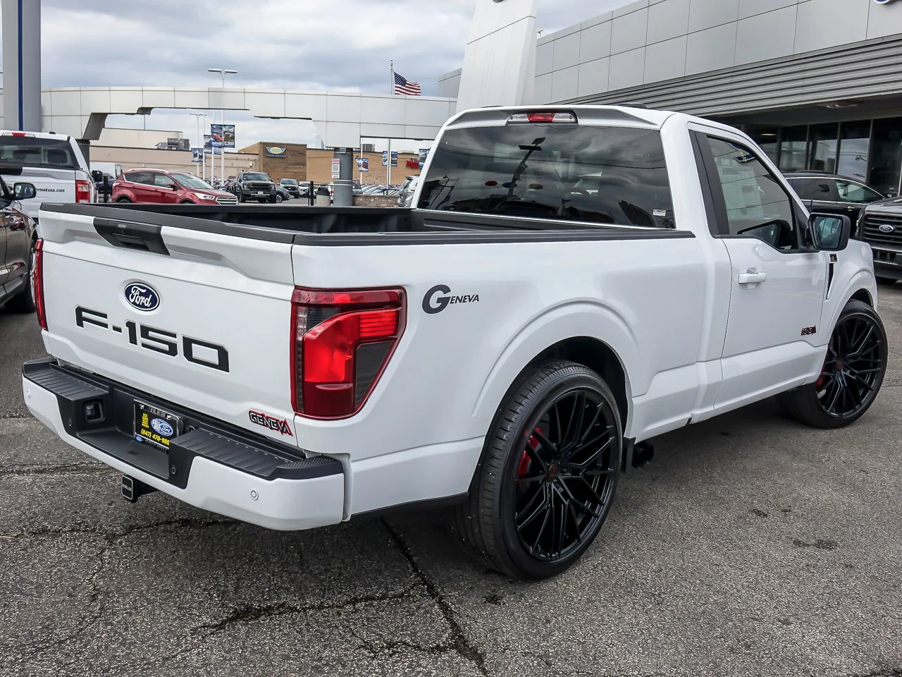 New 2026 Oxford White Ford XL image 8