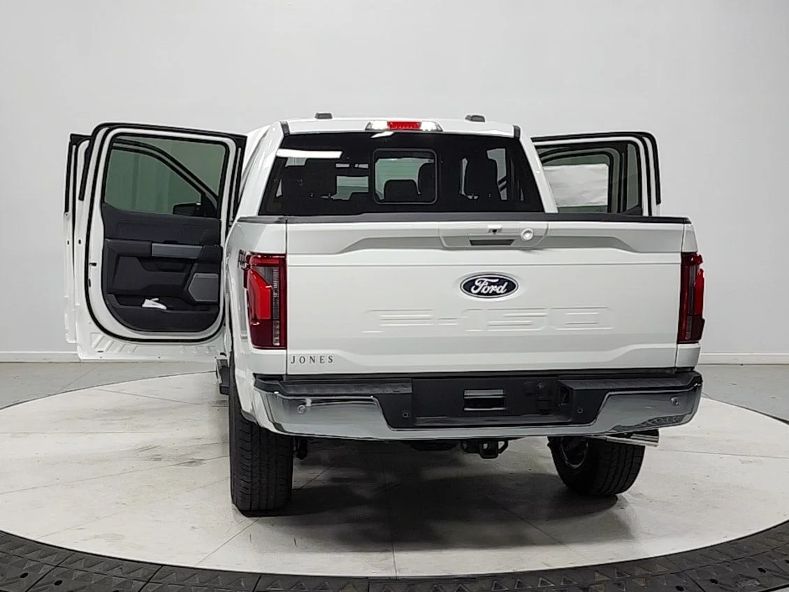 New 2026 Star White Metallic Tri-Coat Ford Lariat® image 14