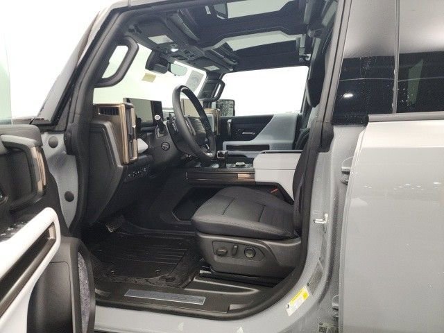 2025 GMC HUMMER EV 3X - Photo 11