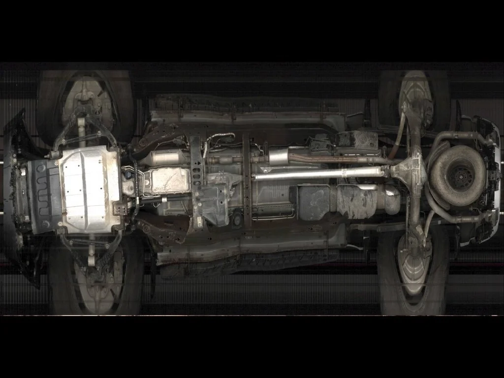 Used 2023 White GMC AT4 image 34