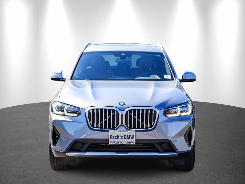 2023 BMW X3 photo 2