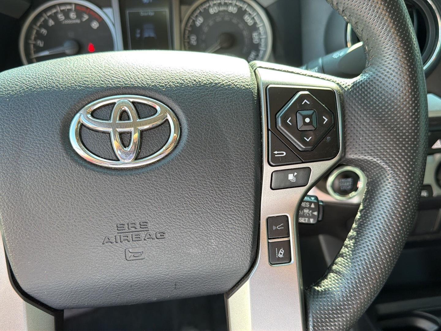 Used 2023 RED Toyota SR5 image 22