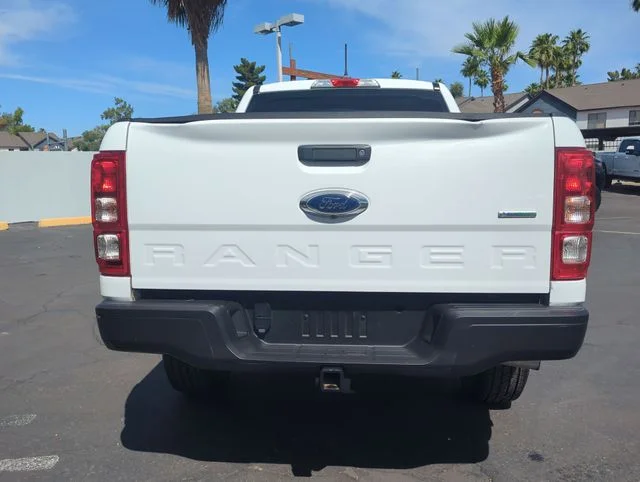 Used 2020 White Ford XL image 25