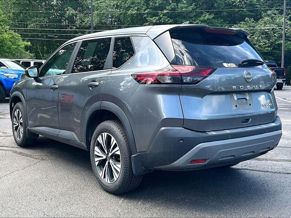 Used 2023 Gray Nissan SV image 6