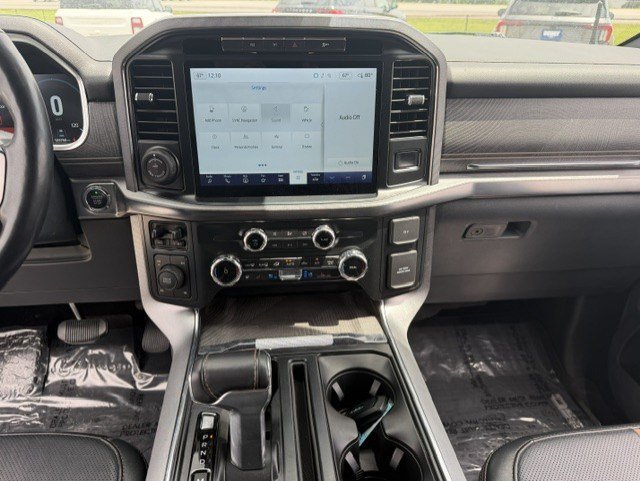 Used 2022 Black Metallic Ford Platinum image 21