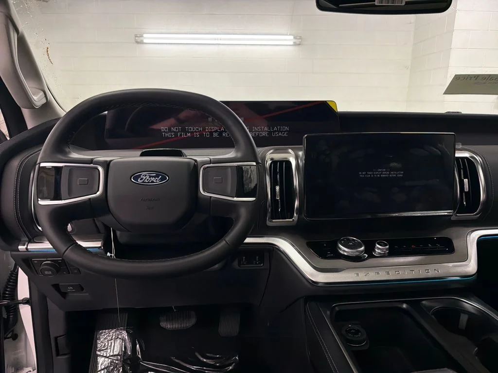 New 2026 White Ford Platinum image 8