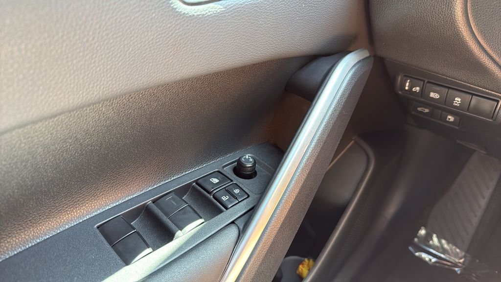 2023 Toyota Corolla Cross XSE - Photo 20