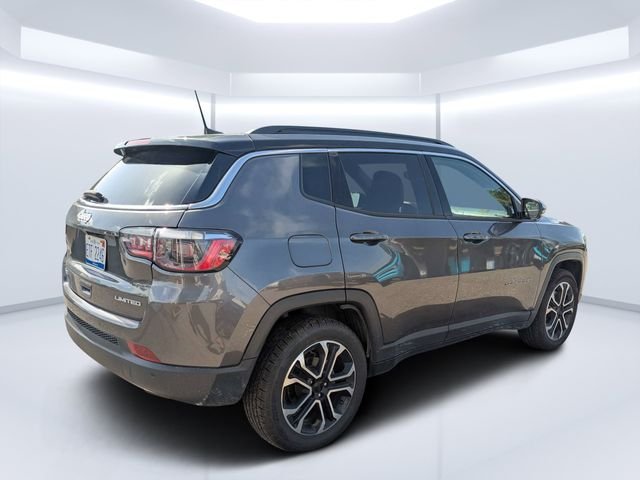 Used 2023 Gray Jeep Limited image 3