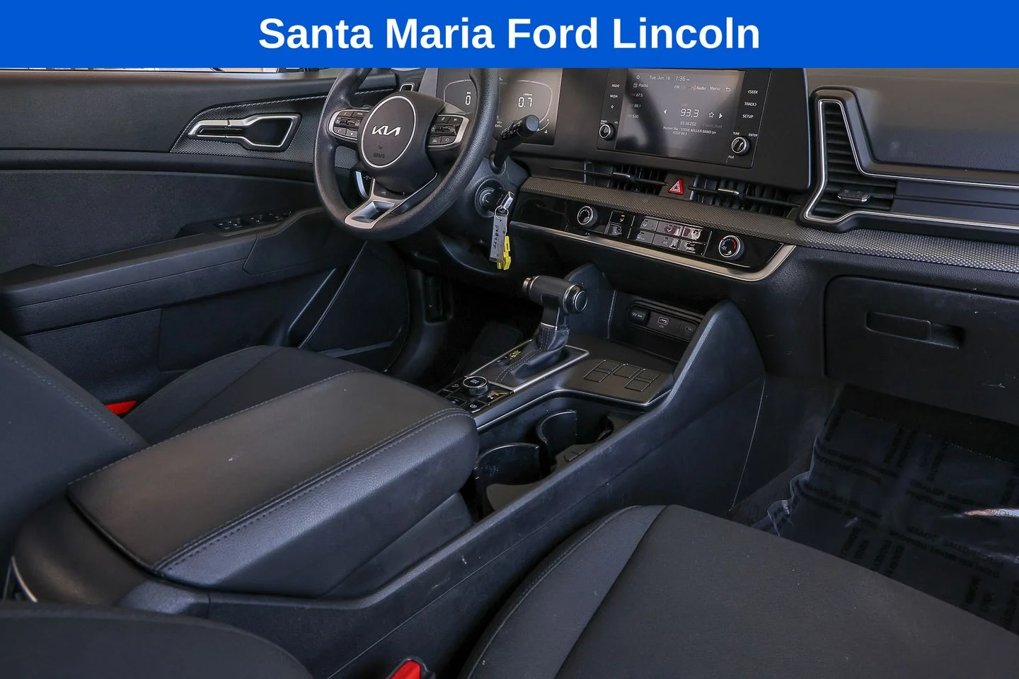 Used 2023 Snow White Pearl Kia LX image 35
