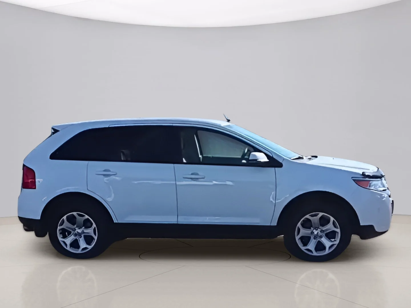 Used 2014 White Ford SEL image 4
