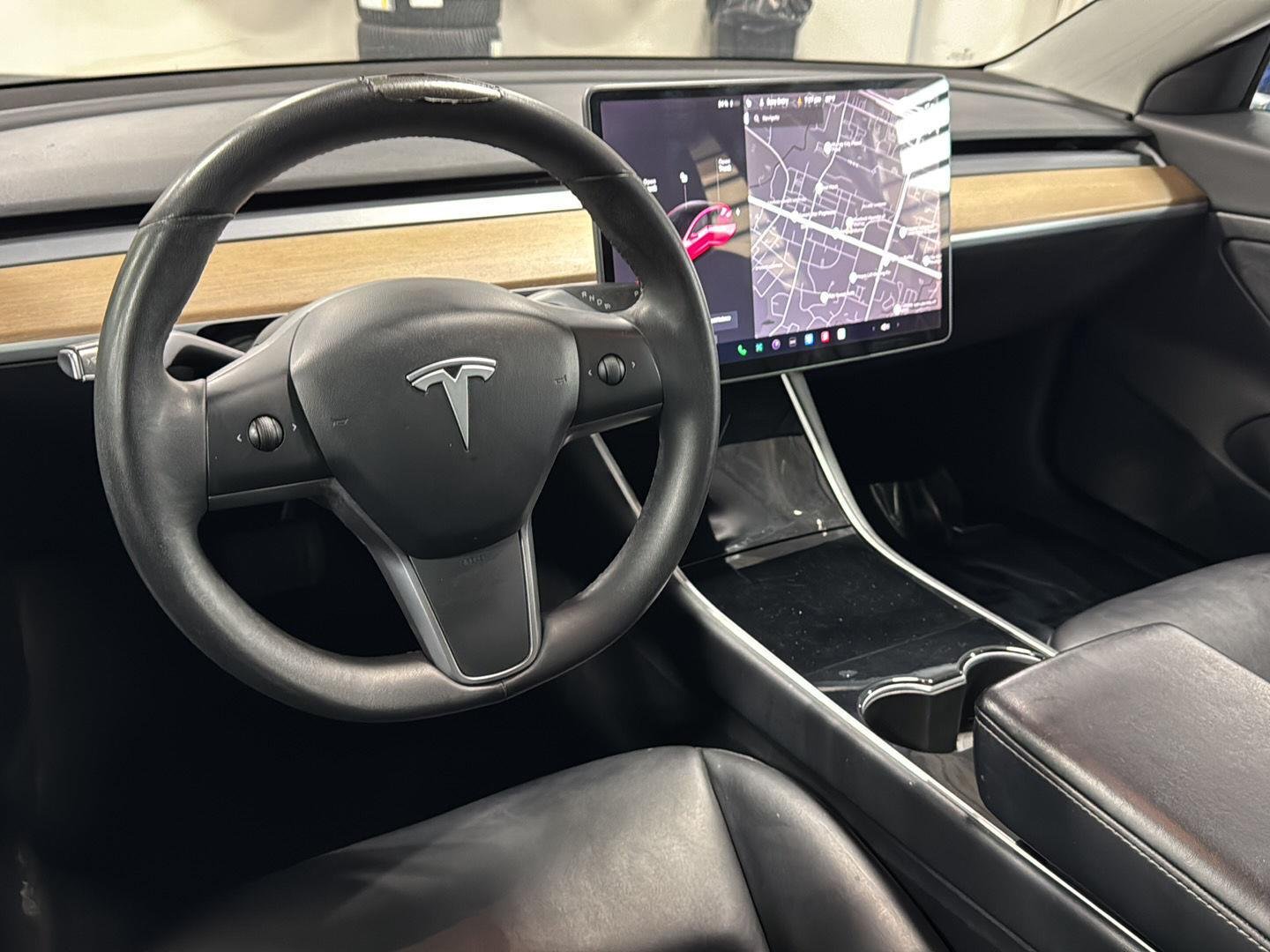 Used 2020 Pearl White Multi-Coat Tesla Standard Range image 26