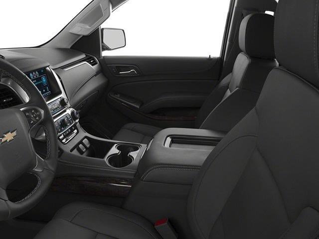 Used 2017 Iridescent Pearl Tricoat Chevrolet LT 1500 image 12