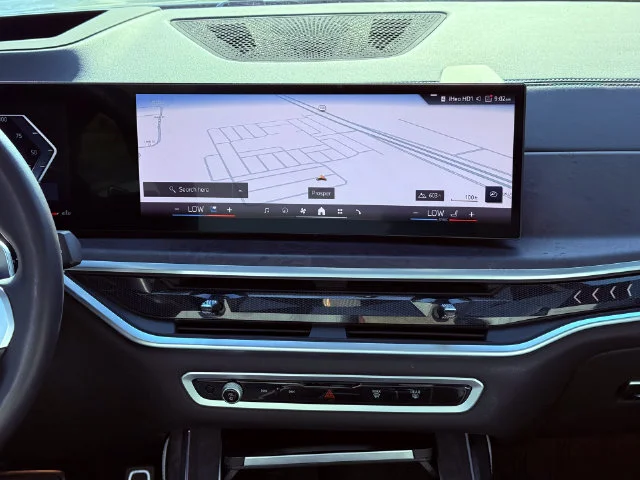 Used 2024 Gray BMW xDrive40i image 26