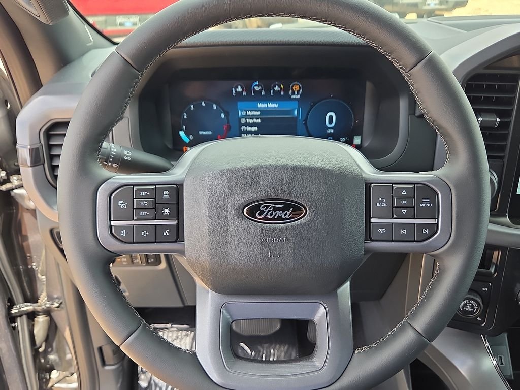New 2026 Carbonized Gray Metallic Ford XLT image 20