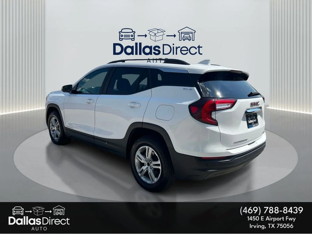 Used 2023 Summit White GMC SLE image 8