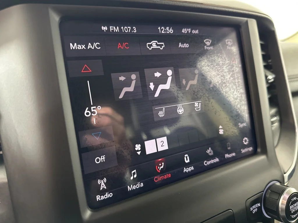 Used 2019 Black Ram Laramie image 16