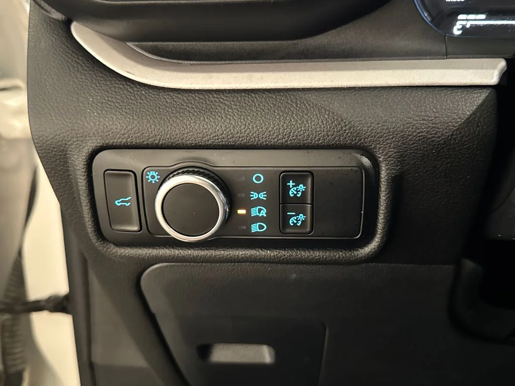 Certified Used 2023 White Ford XLT image 18