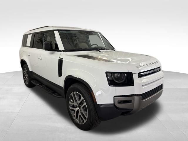 New 2026 Fuji White Land Rover S image 3