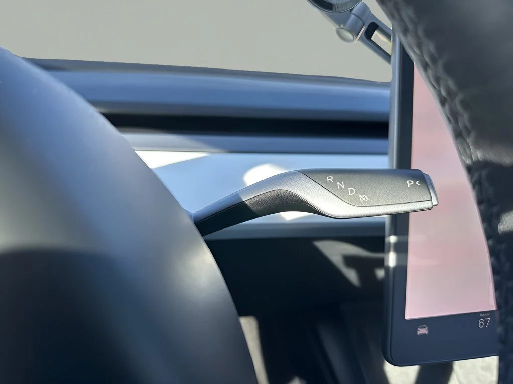 Used 2022 White Tesla Base image 18