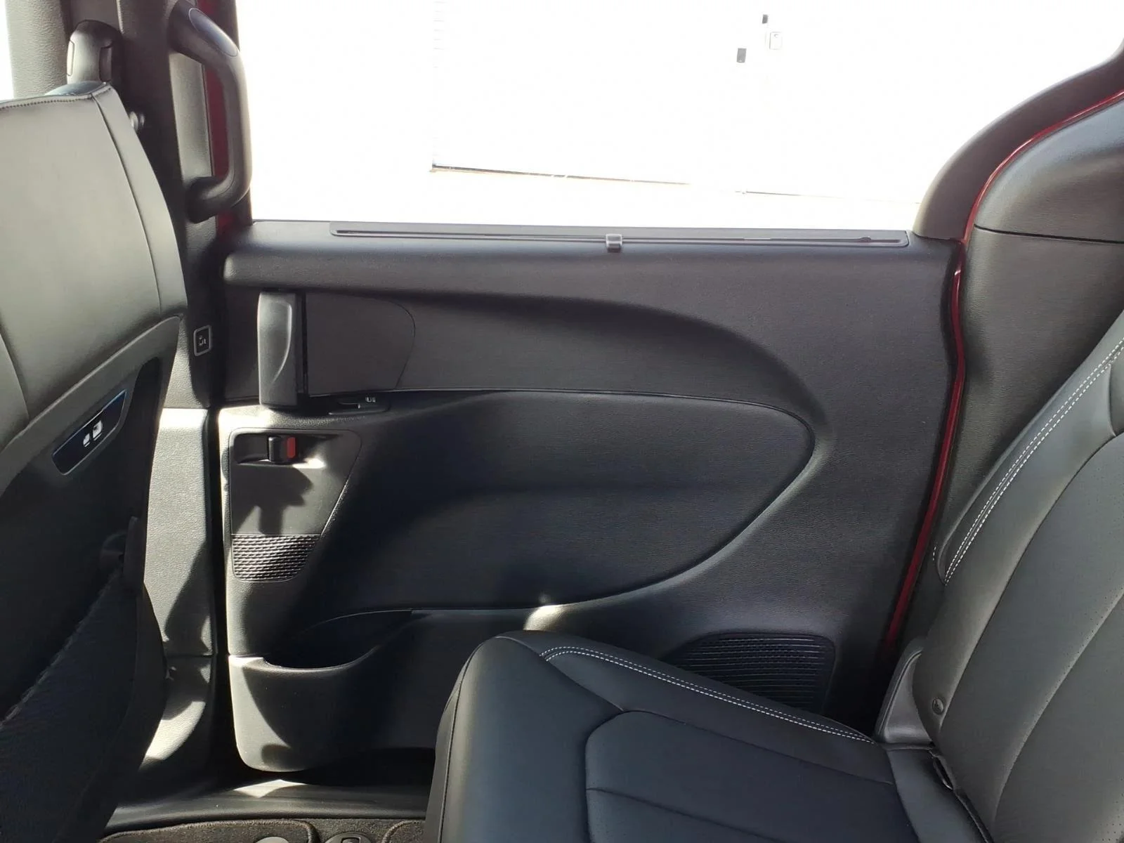 2026 Chrysler Pacifica Select - Photo 21