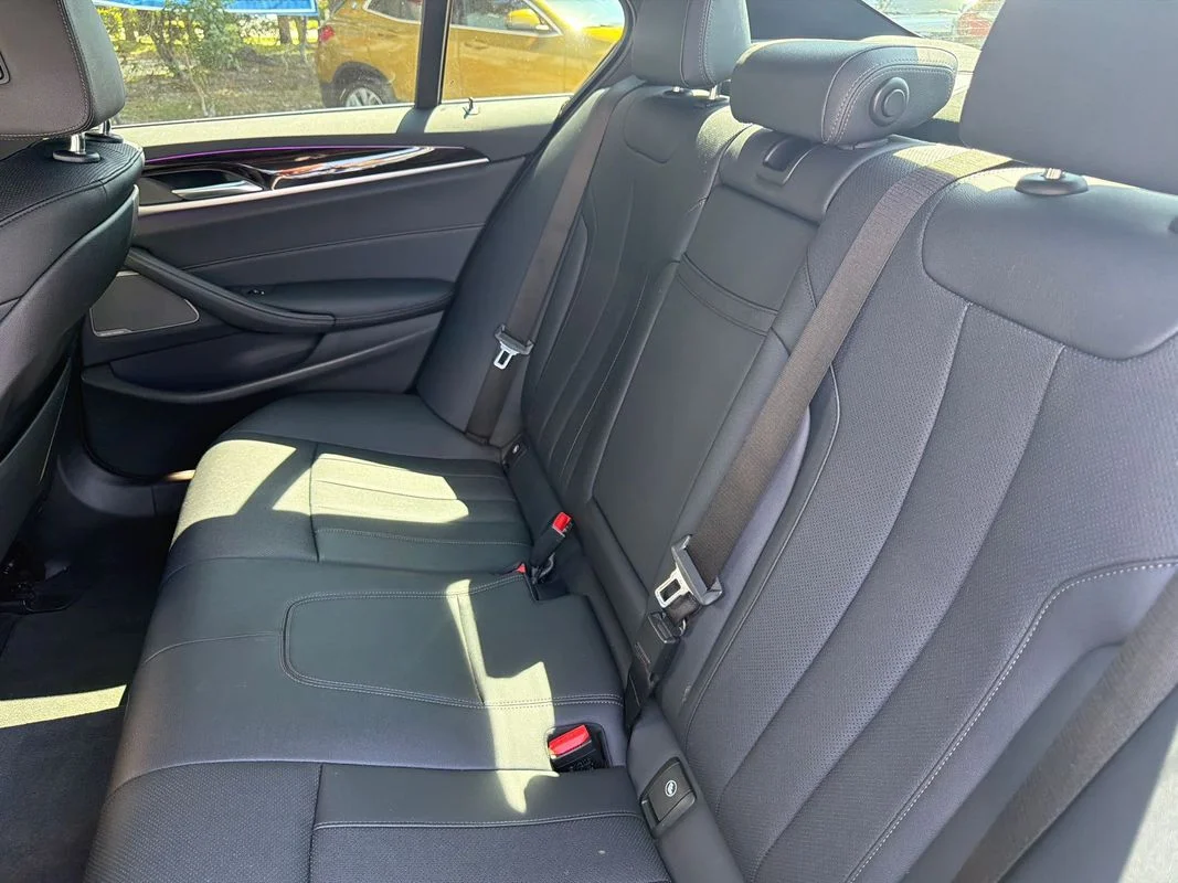 Used 2022 Blue BMW i xDrive image 14
