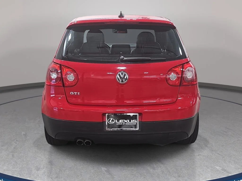 Used 2006 Red Volkswagen Base image 7