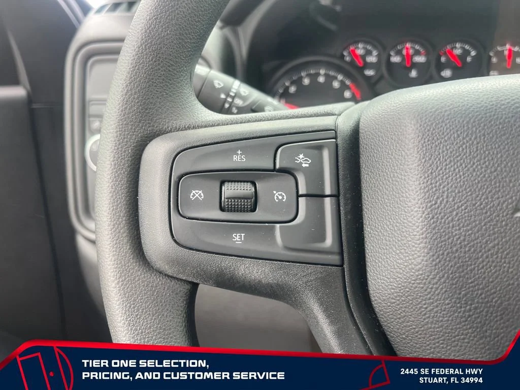 Used 2025 Riptide Blue Metallic Chevrolet Custom image 17