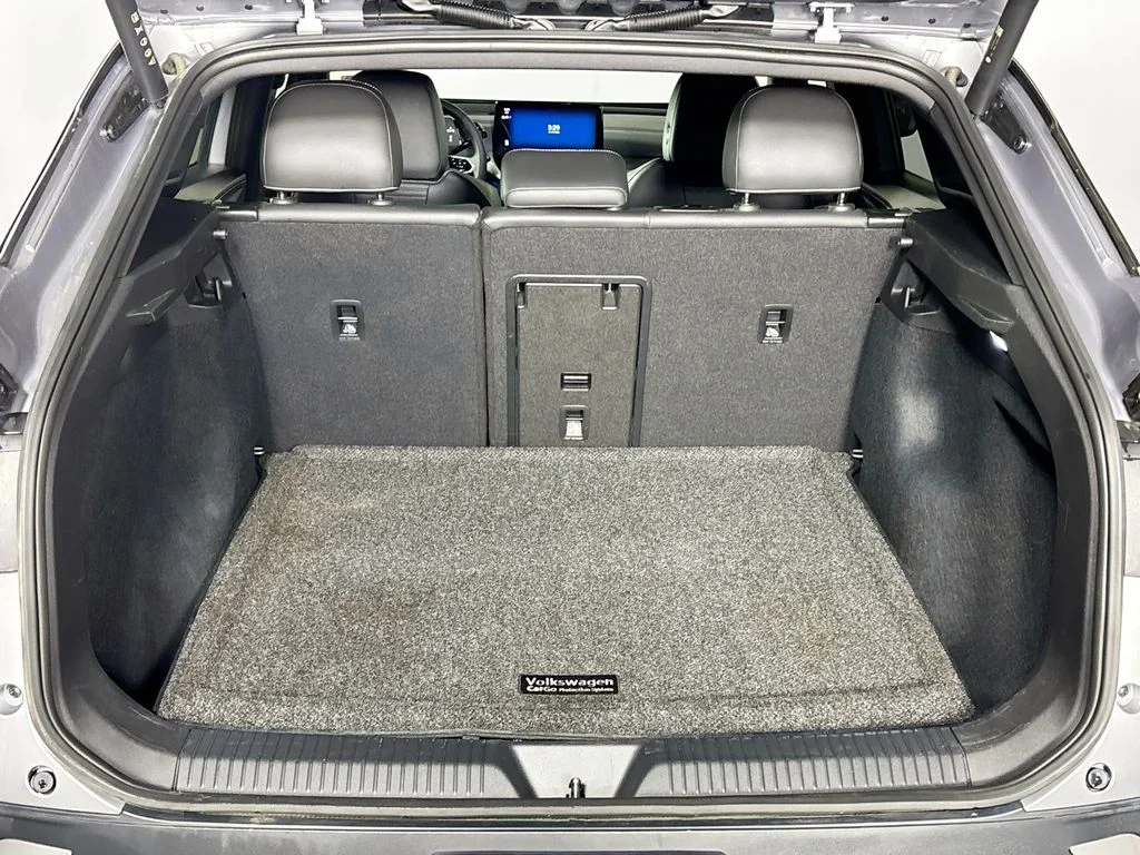 Certified Used 2023 Silver Volkswagen Pro S image 23