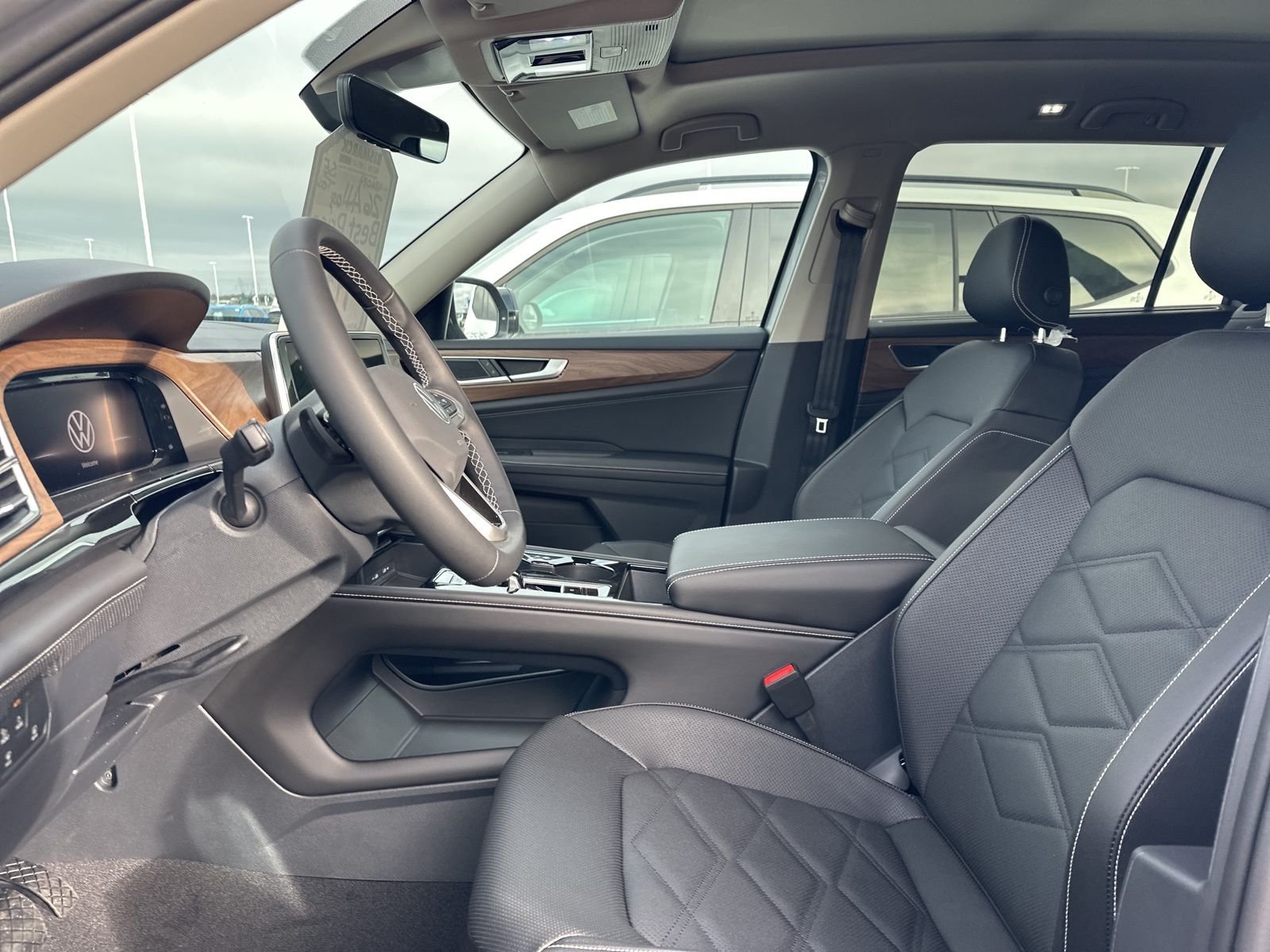 2026 Volkswagen Atlas SE w/Tech - Photo 12