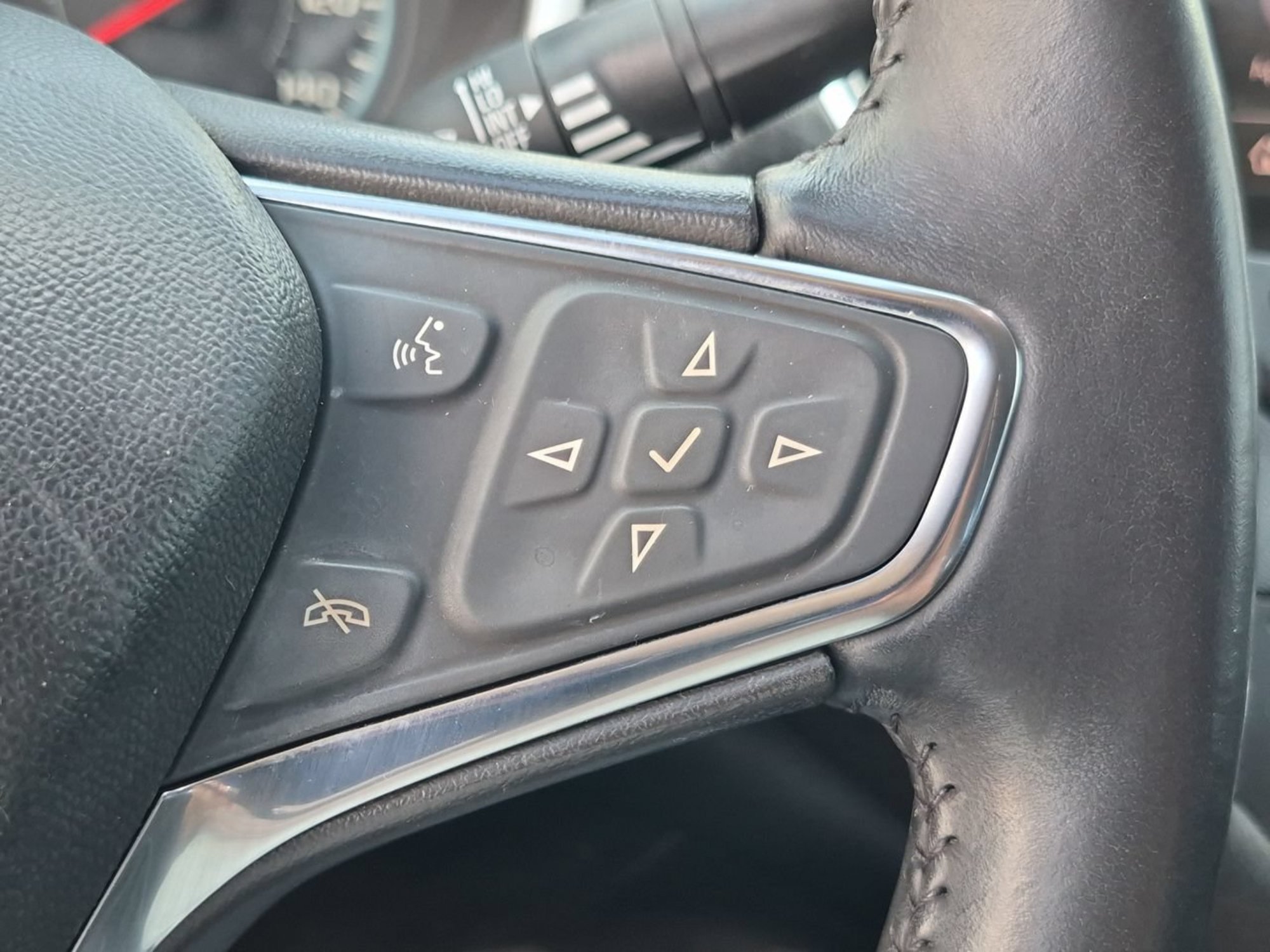 Used 2021 Mosaic Black Metallic Chevrolet RS image 22