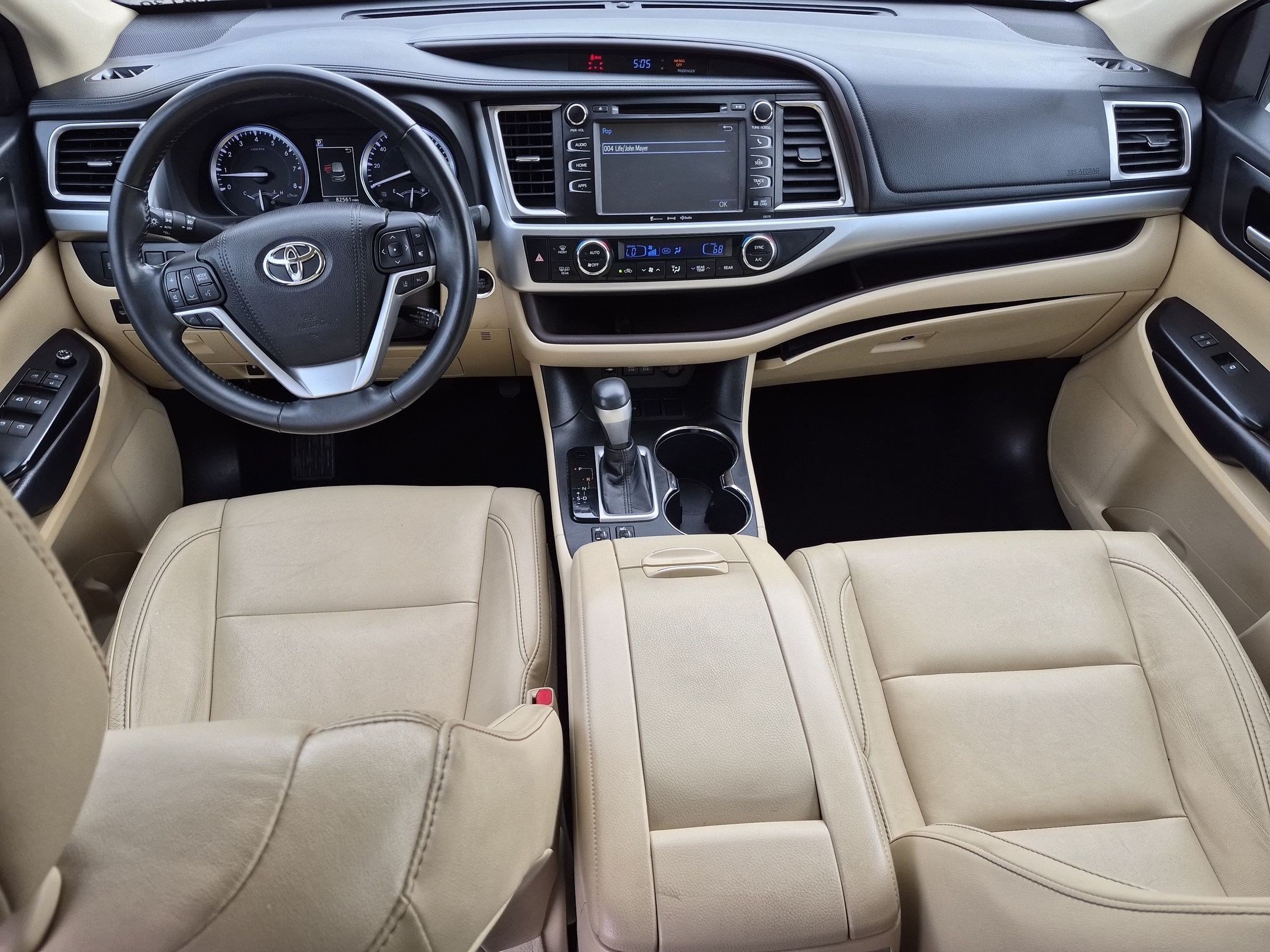 Certified Used 2017 White Toyota XLE image 27