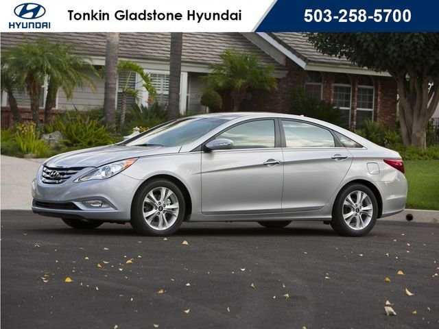 Used 2012 Iridescent Silver Blue Pearl Hyundai GLS image 1