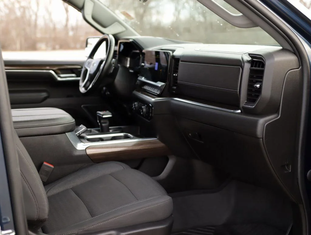 2023 Chevrolet Silverado 1500 RST - Photo 30
