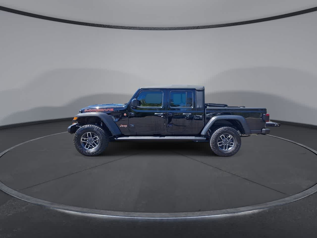 Certified Used 2025 Black Clearcoat Jeep Mojave image 5