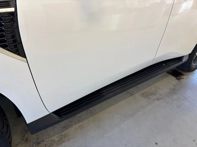 Used 2025 Aspen White Tricoat Nissan SL image 18