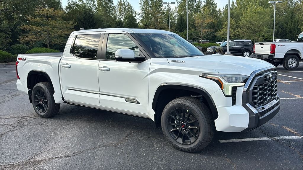 New 2026 Wind Chill Pearl <sup>1</sup> Toyota Tundra Platinum image 31