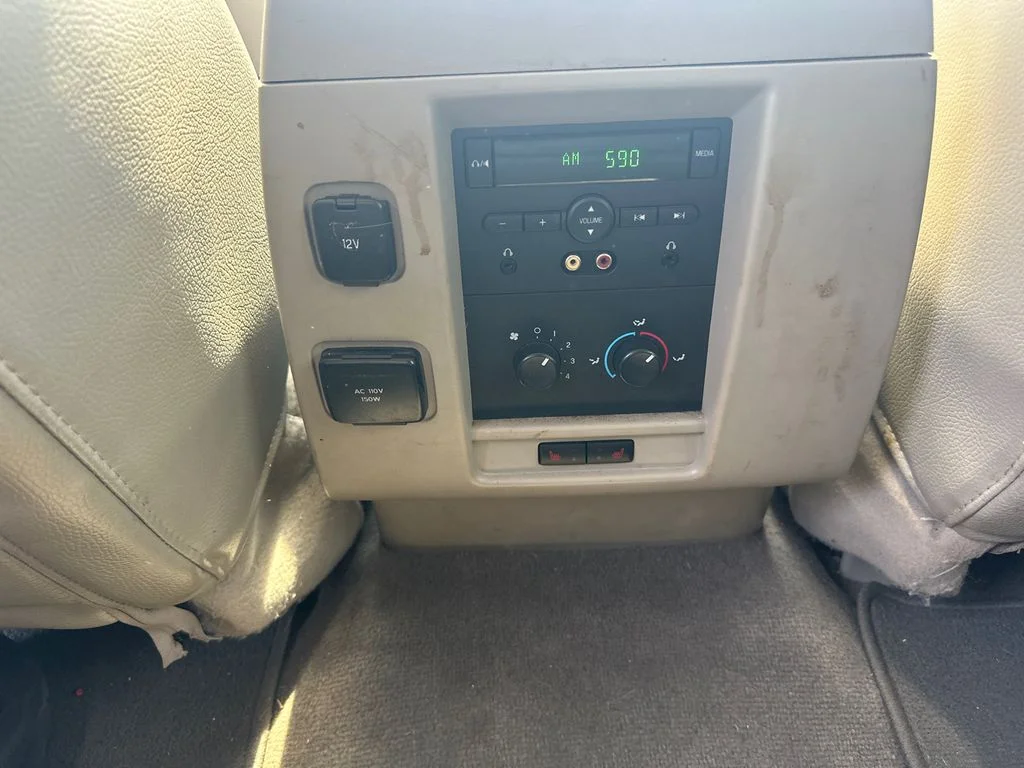 Used 2013 Gray Ford Limited image 22
