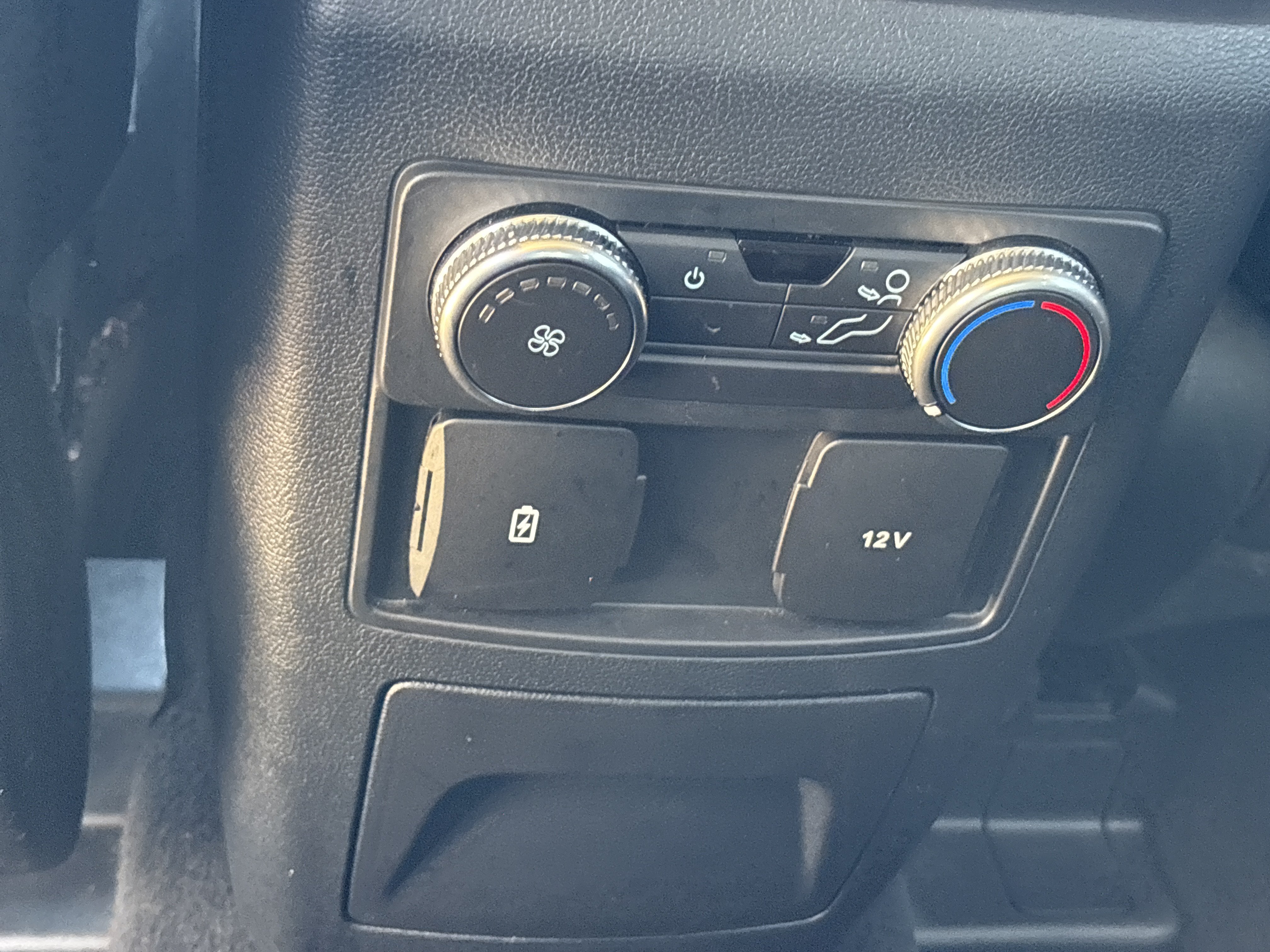 Used 2022 Blue Ford XLT image 18