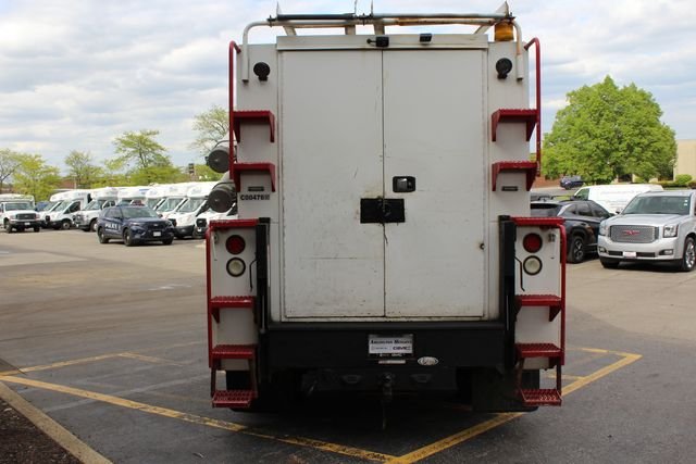 Used 2017 White Ford XL image 9