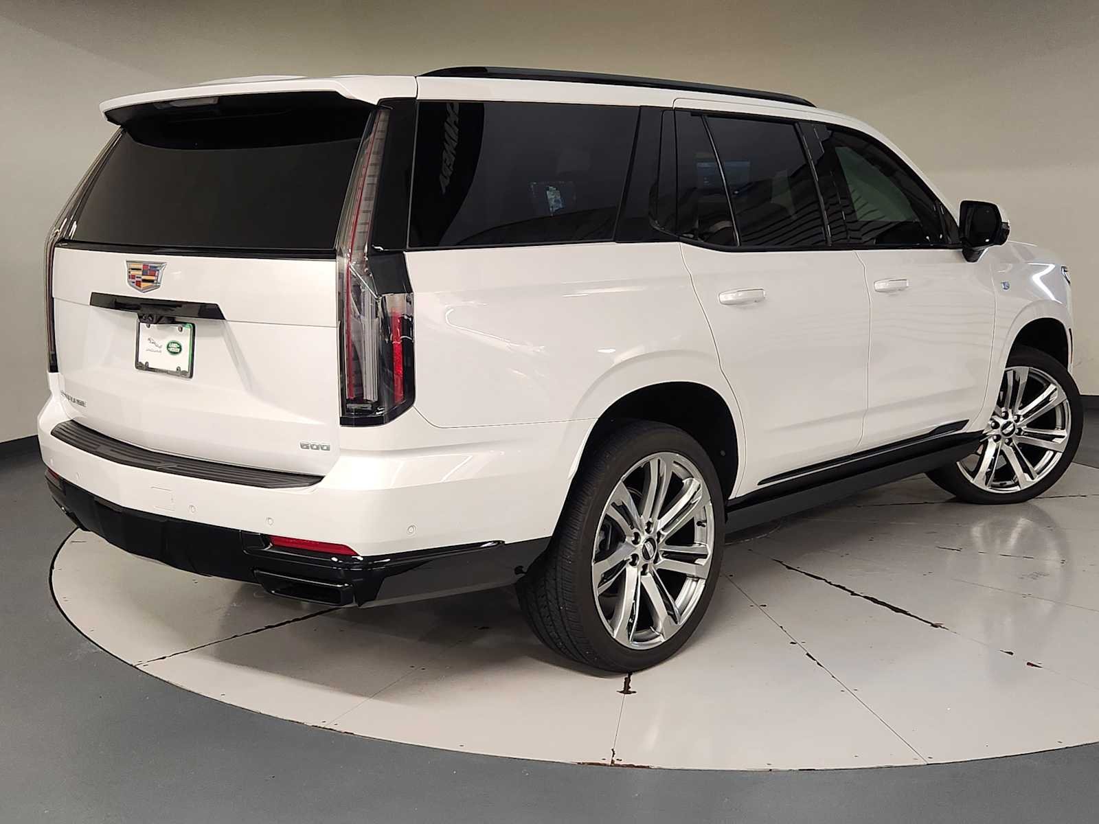 Used 2025 Crystal White Tricoat Cadillac 4WD Sport Platinum image 2