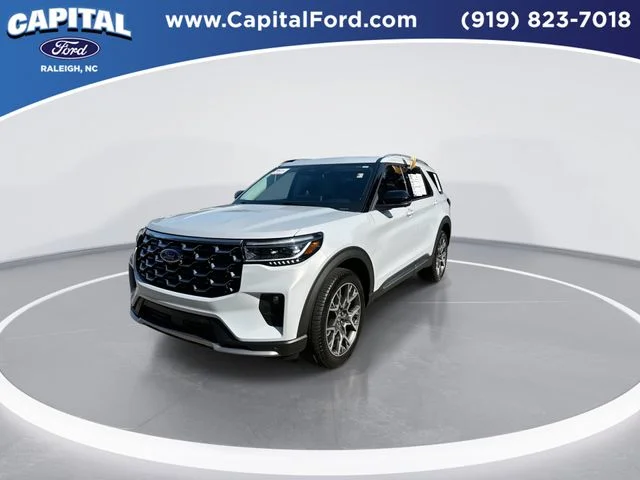 Used 2025 White Ford Platinum image 4