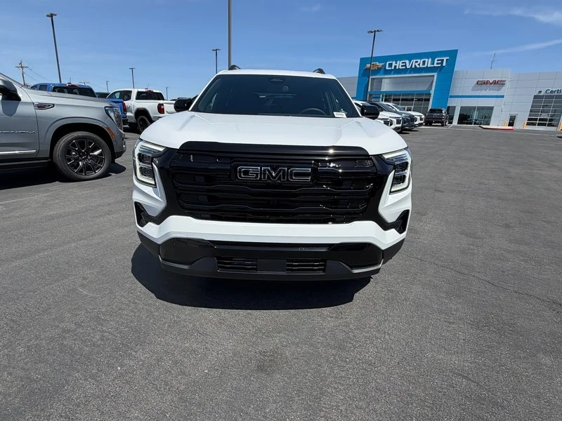 New 2026 Summit White GMC Elevation image 8