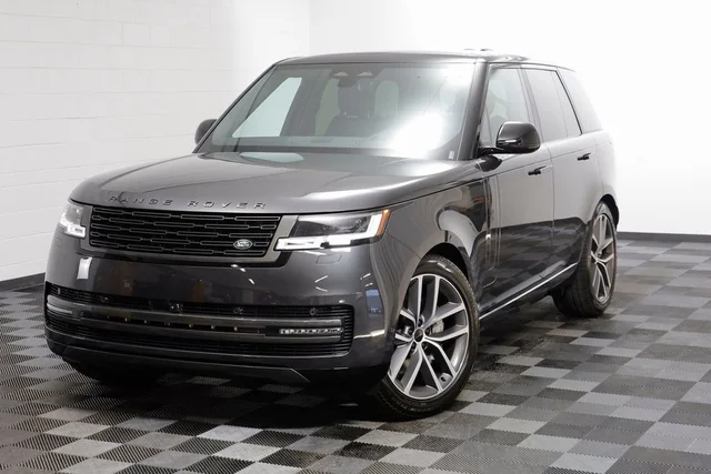 2026 Land Rover Range Rover SE
