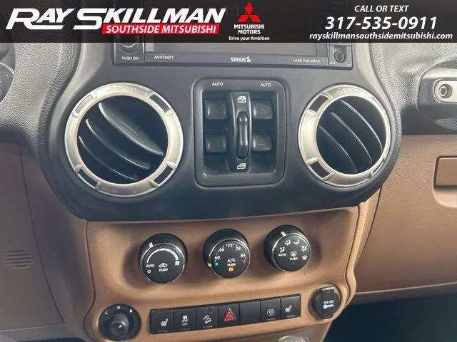 Used 2014 Black Jeep Unlimited Sahara image 21