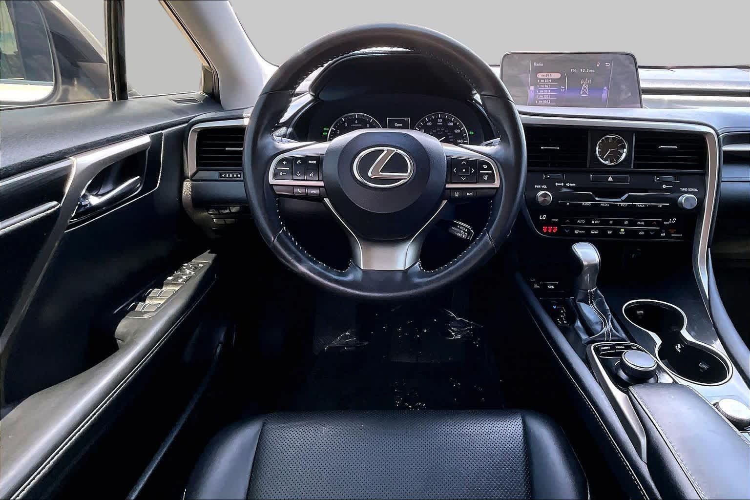Used 2019 Eminent White Pearl Lexus  image 5