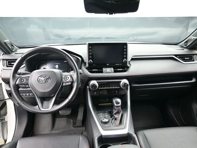 2021 Toyota RAV4 XSE - Photo 18