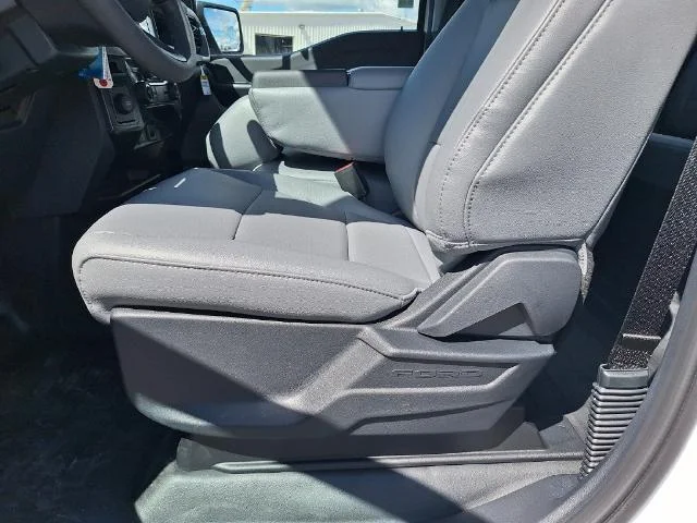 New 2026 Oxford White Ford XL image 36